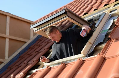 Pose de fenêtres de toit Velux à Colleville